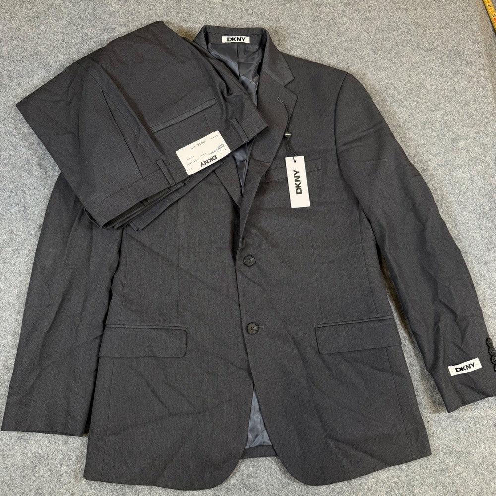 DKNY Duran Men Charcoal Grey 2 Piece Suit 40R 33W DNUR217W0020 New